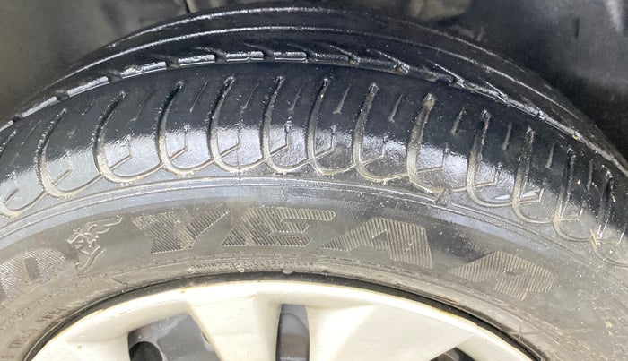 2016 Tata Tiago XT PETROL, Petrol, Manual, 18,999 km, Left Front Tyre Tread