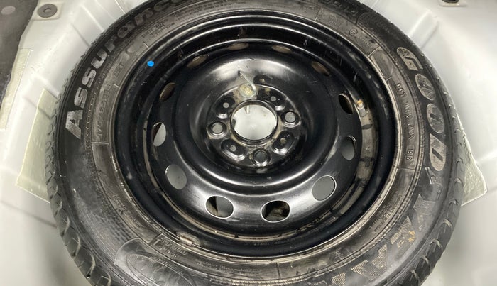 2016 Tata Tiago XT PETROL, Petrol, Manual, 18,999 km, Spare Tyre