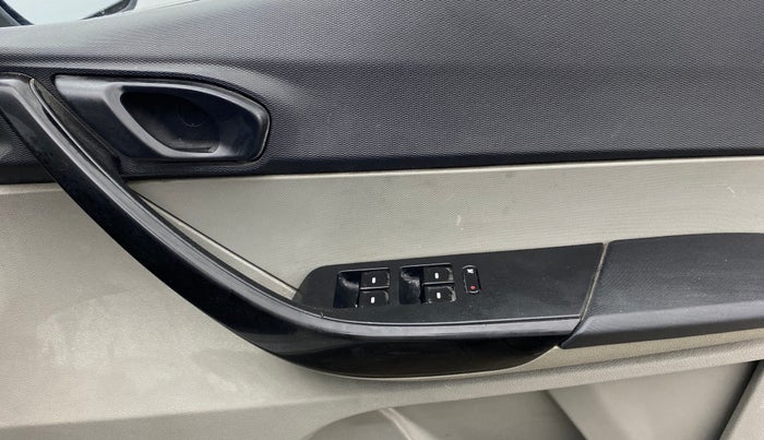 2016 Tata Tiago XT PETROL, Petrol, Manual, 18,999 km, Driver Side Door Panels Control
