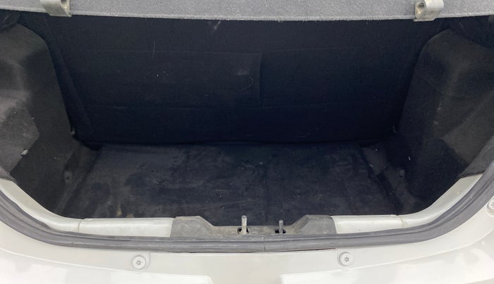 2016 Tata Tiago XT PETROL, Petrol, Manual, 18,999 km, Boot Inside