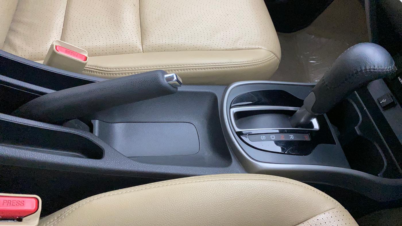2018 Honda City 1.5L I-VTEC ZX CVT, Petrol, Automatic, 41,816 km, Gear Lever