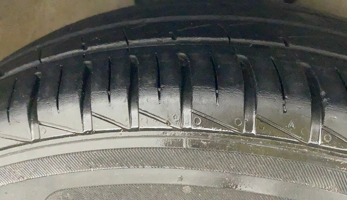 2020 Maruti Celerio ZXI, Petrol, Manual, 91,970 km, Right Front Tyre Tread