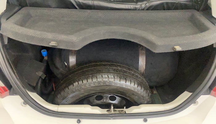 2020 Tata Tiago XZ PLUS PETROL, CNG, Manual, 41,710 km, Boot Inside