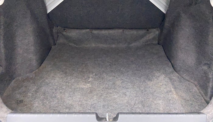 2014 Honda City SV MT DIESEL, Diesel, Manual, 37,909 km, Boot Inside View