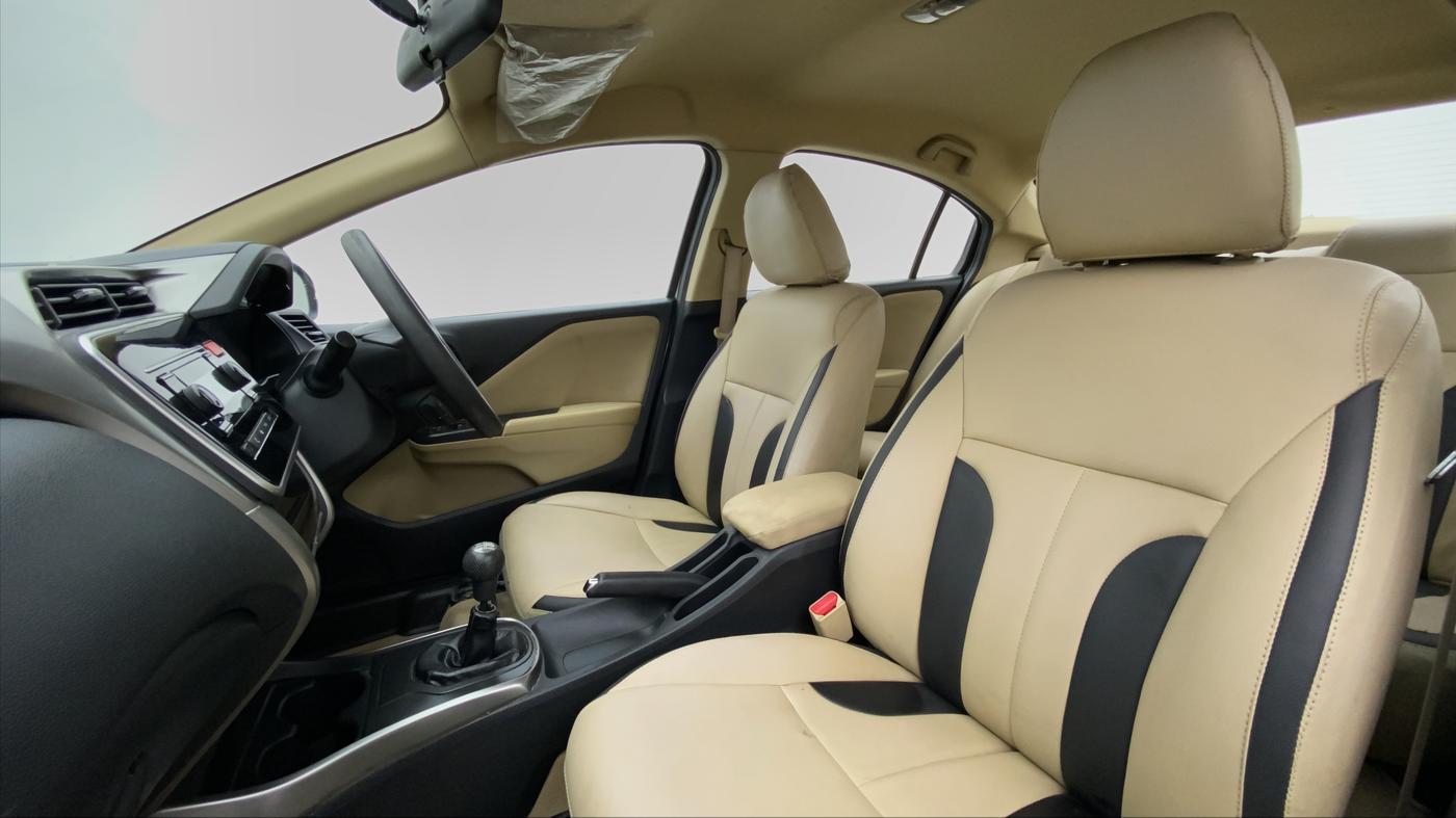 2014 Honda City SV MT DIESEL, Diesel, Manual, 37,909 km, Right Side Front Door Cabin View