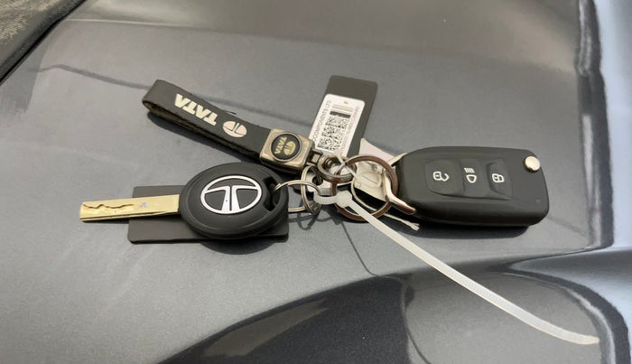 2019 Tata NEXON XMA PETROL, Petrol, Automatic, 51,646 km, Key Close Up