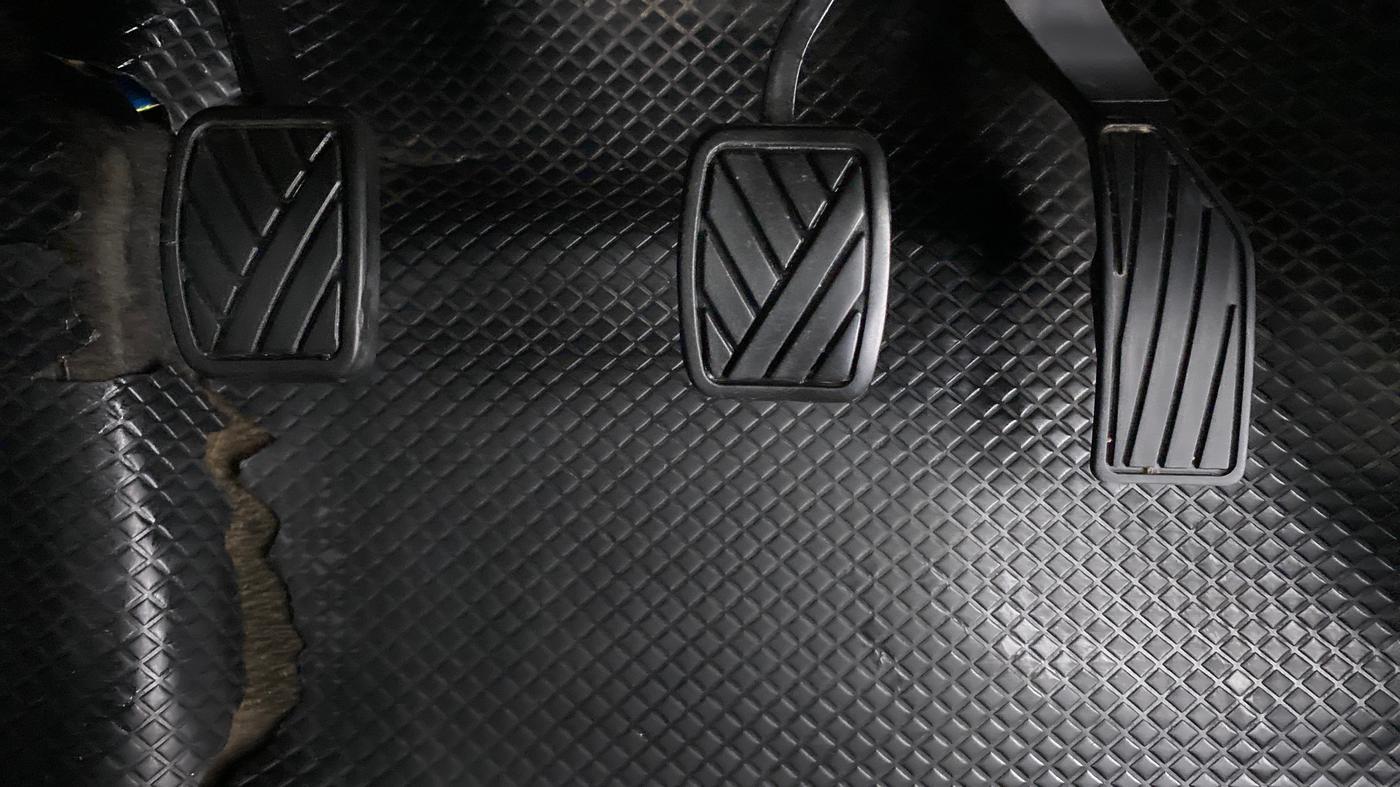 2016 Maruti Vitara Brezza VDI, Diesel, Manual, Pedals