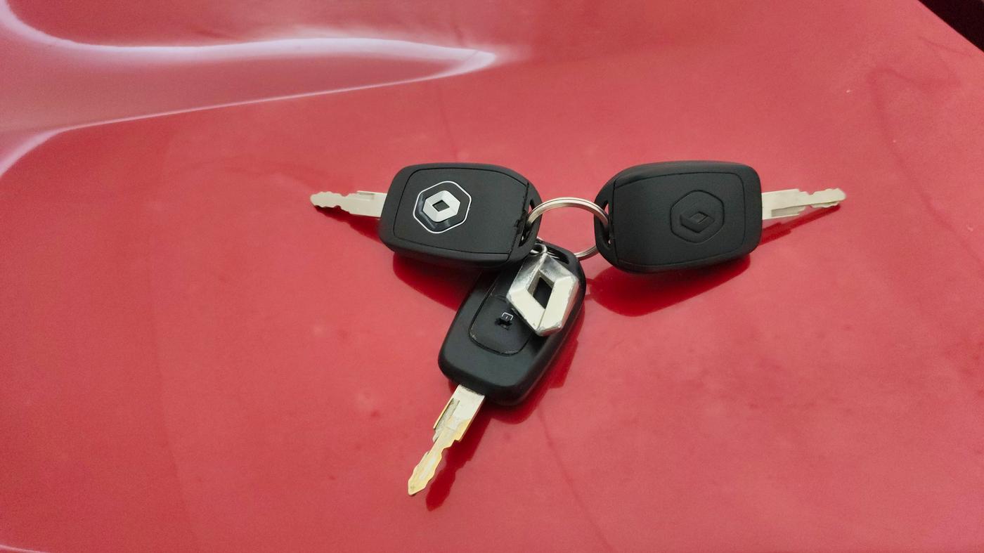 2018 Renault Kwid RXT 1.0 AMT (O), Petrol, Automatic, 26,635 km, Key Close Up