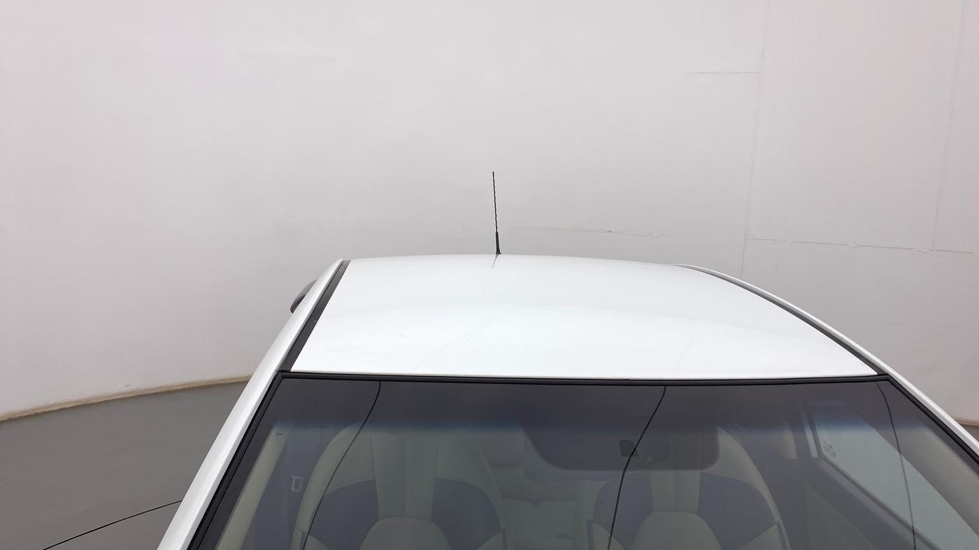 2011 Hyundai Verna FLUIDIC 1.6 VTVT SX, Petrol, Manual, 1,09,015 km, Roof