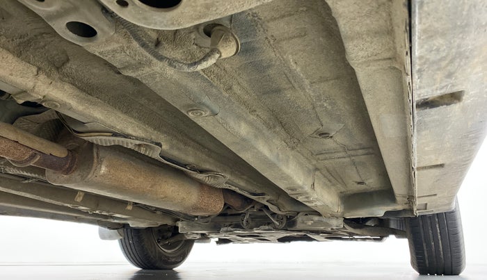 2021 Mahindra XUV300 1.2 W4 MT, Petrol, Manual, 15,778 km, Right Side Underbody
