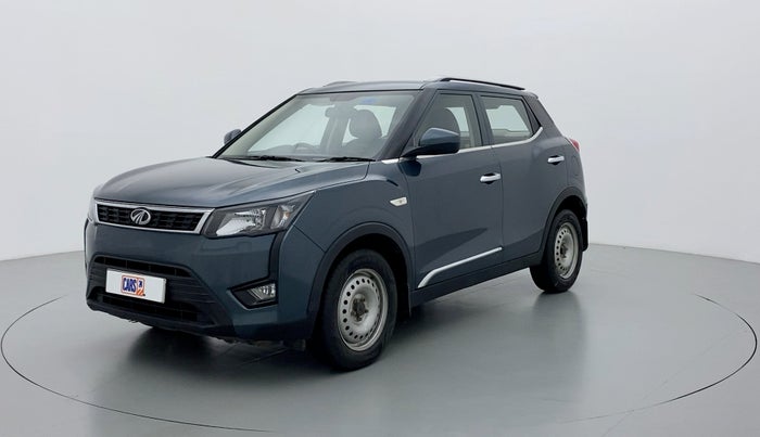 2021 Mahindra XUV300 1.2 W4 MT, Petrol, Manual, 15,778 km, Left Front Diagonal