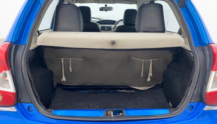 2015 Toyota Etios Liva V, Petrol, Manual, 77,618 km, Boot Inside