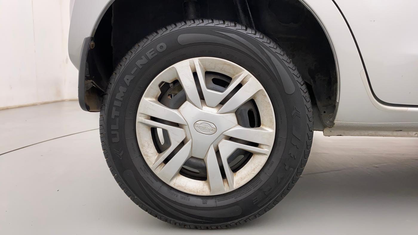 2017 Datsun Redi Go T (O), Petrol, Manual, 18,759 km, Right Rear Wheel