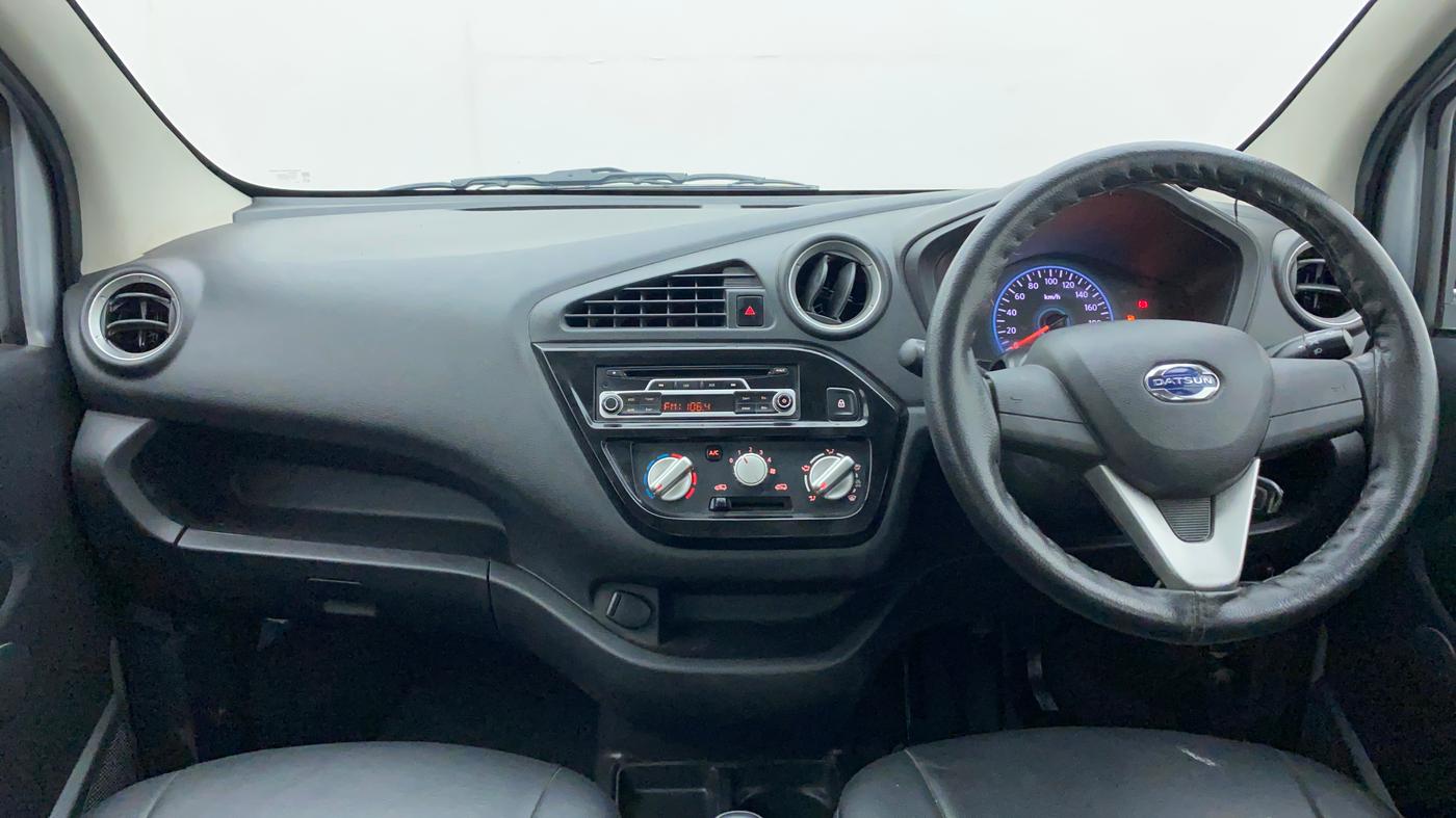 2017 Datsun Redi Go T (O), Petrol, Manual, 18,759 km, Dashboard