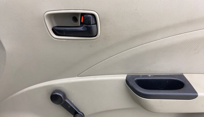 2015 Maruti Celerio LXI, Petrol, Manual, 54,444 km, Driver Side Door Panels Control
