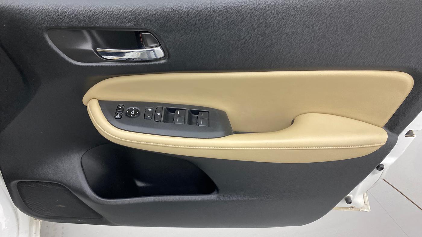 2021 Honda City 1.5L I-VTEC ZX CVT, Petrol, Automatic, 42,629 km, Driver Side Door Panels Control