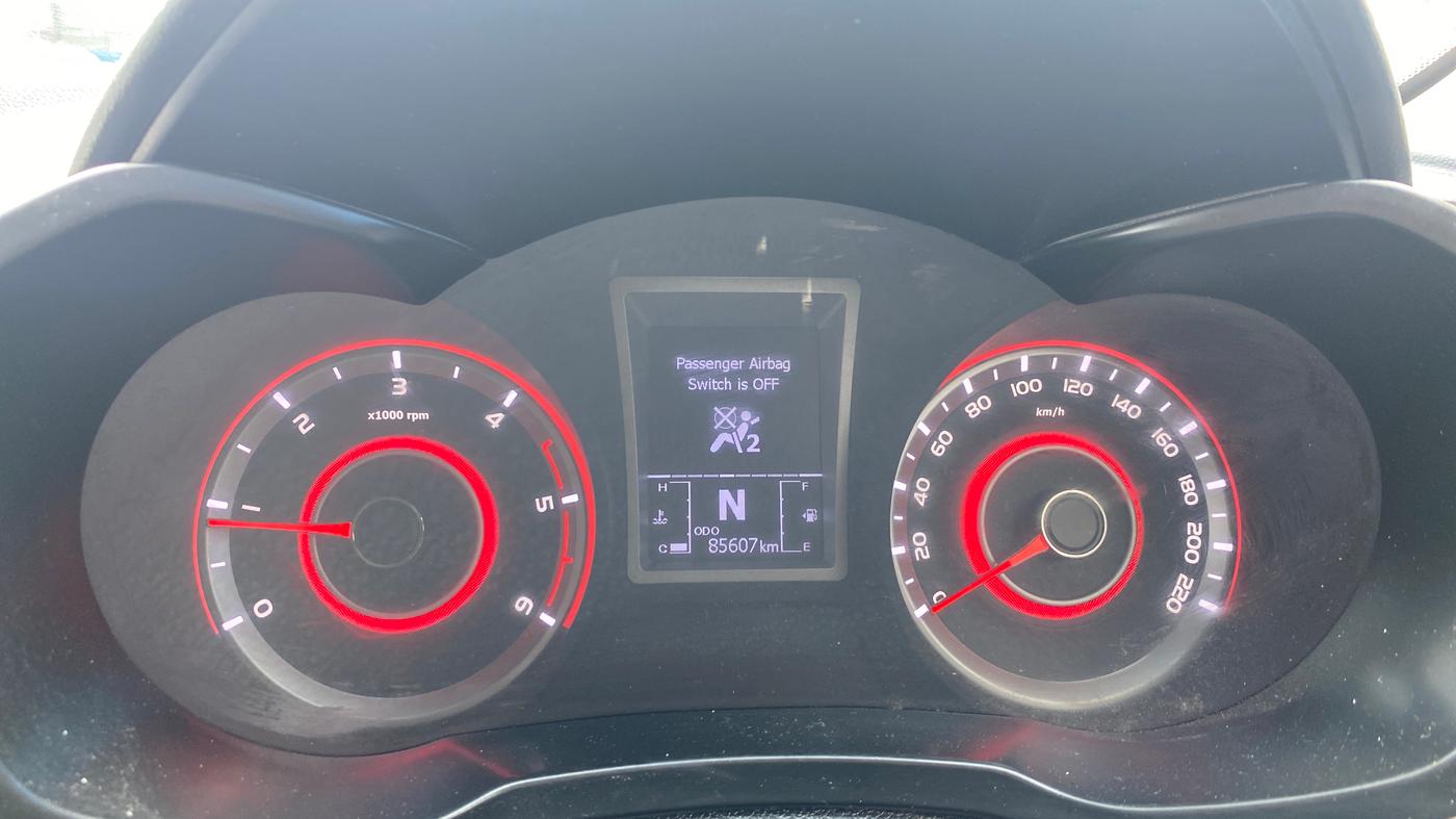 2023 Mahindra XUV300 W8 1.5 DIESEL, Diesel, Manual, 85,599 km, Odometer Image