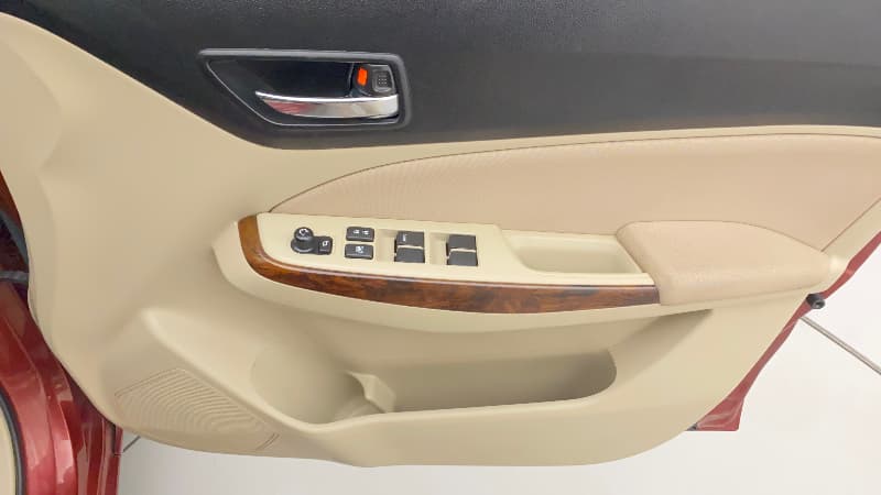2018 Maruti Dzire ZXI PLUS AMT, Petrol, Automatic, 24,902 km, Driver Side Door Panels Control