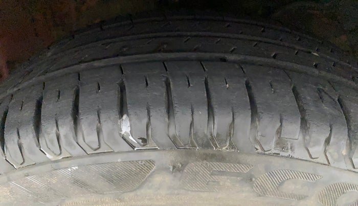2018 Maruti Dzire ZXI PLUS AMT, Petrol, Automatic, 24,902 km, Right Front Tyre Tread