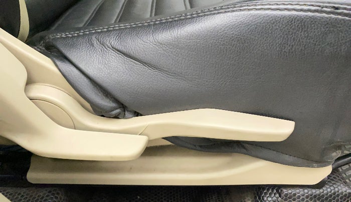 2018 Maruti Dzire ZXI PLUS AMT, Petrol, Automatic, 24,902 km, Driver Side Adjustment Panel