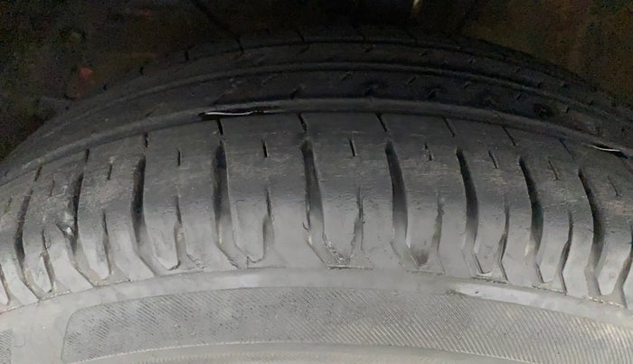 2018 Maruti Dzire ZXI PLUS AMT, Petrol, Automatic, 24,902 km, Left Front Tyre Tread