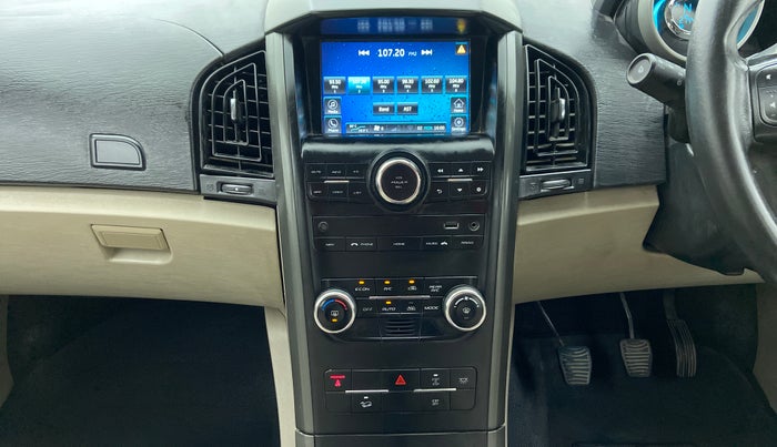 2017 Mahindra XUV500 W8 FWD, Diesel, Manual, 28,339 km, Air Conditioner