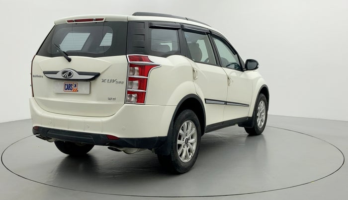 2017 Mahindra XUV500 W8 FWD, Diesel, Manual, 28,339 km, Right Back Diagonal