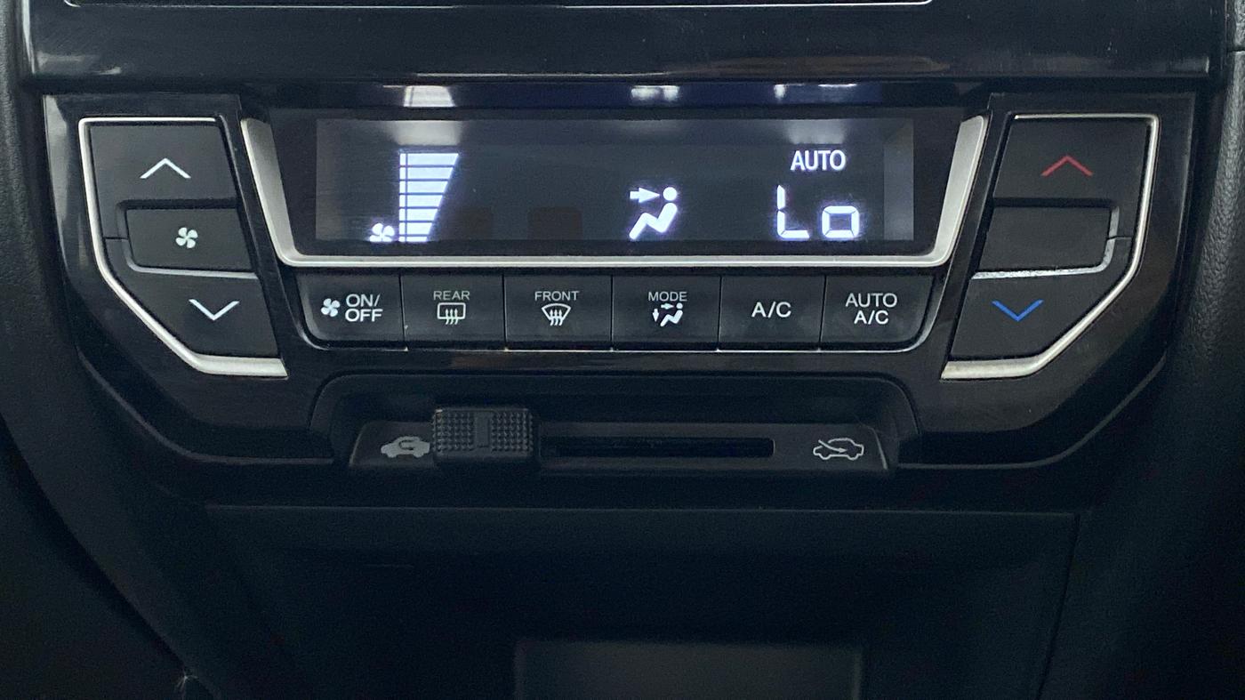 2016 Honda BR-V 1.5L I-VTEC VX, Petrol, Manual, 67,963 km, Automatic Climate Control