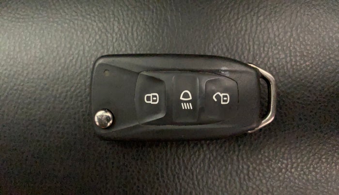 2019 Tata Tiago XZ PETROL, Petrol, Manual, 85,552 km, Key Close Up