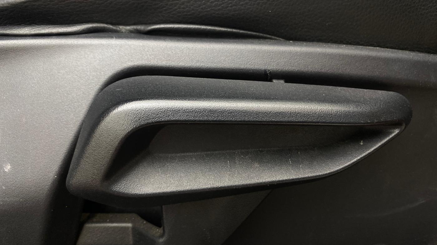 2022 Tata Tiago XT PETROL, Petrol, Manual, 67,653 km, Driver Side Adjustment Panel
