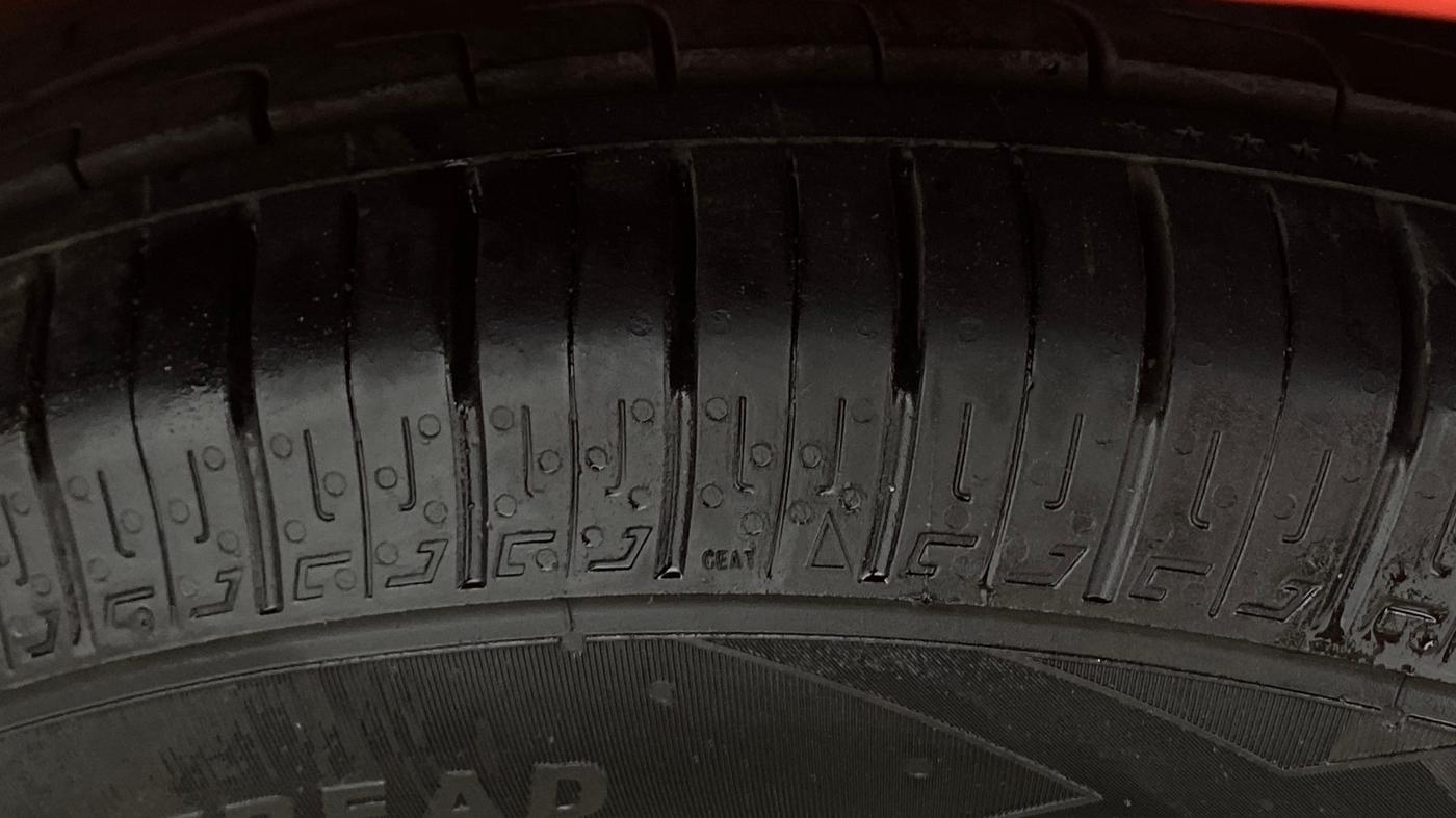 2022 Tata Tiago XT PETROL, Petrol, Manual, 67,653 km, Right Front Tyre Tread
