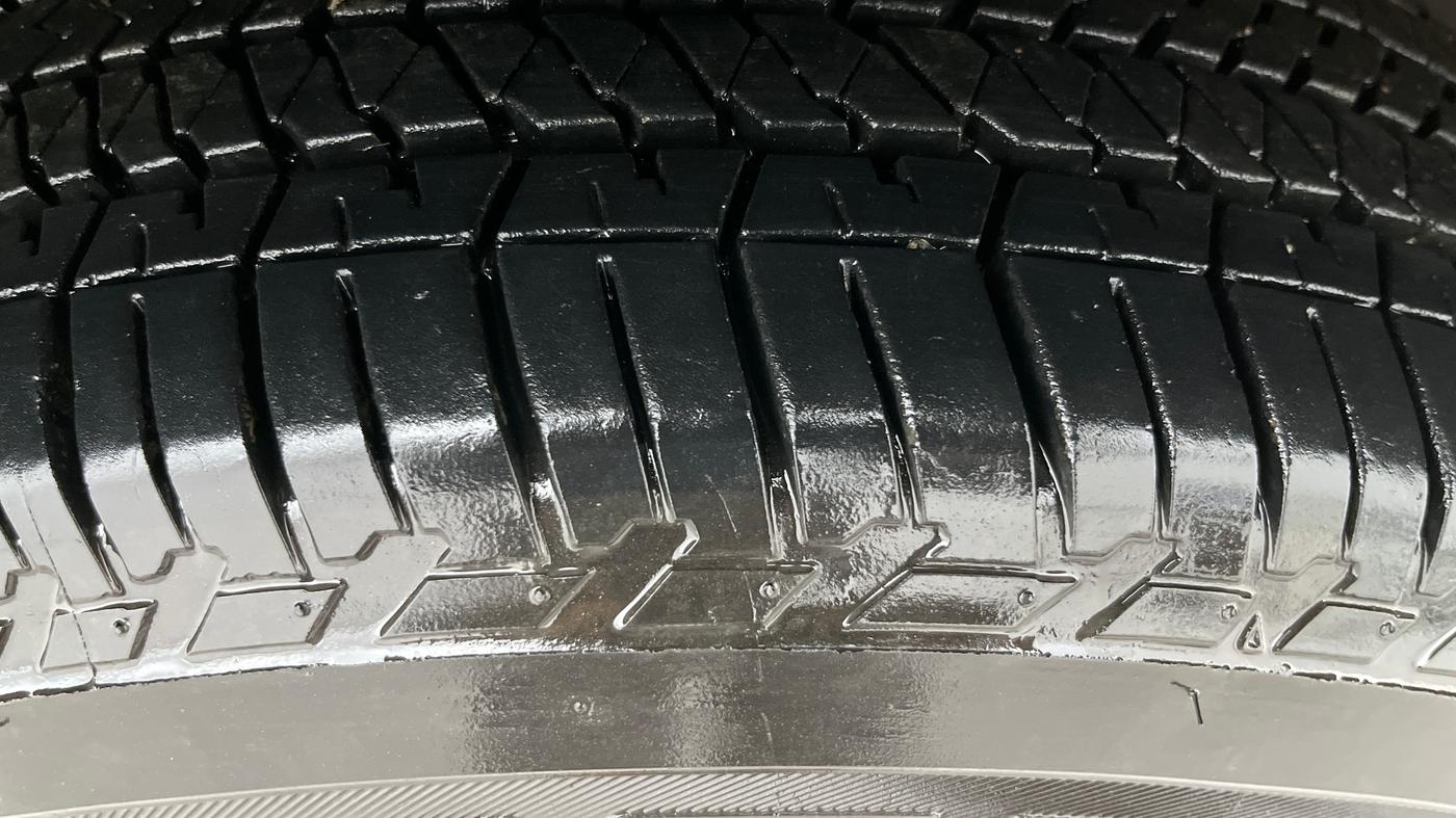 2014 Mahindra XUV500 W4, Diesel, Manual, 58,285 km, Right Front Tyre Tread