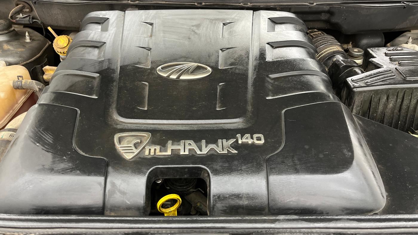 2014 Mahindra XUV500 W4, Diesel, Manual, 58,285 km, Engine View
