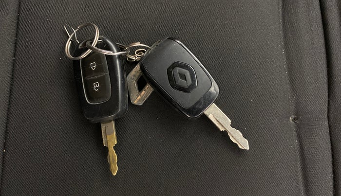 2022 Renault Kwid CLIMBER 1.0 (O), Petrol, Manual, 56,919 km, Key Close Up