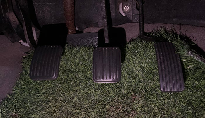 2014 Hyundai i10 SPORTZ 1.1, Petrol, Manual, 42,523 km, Pedals