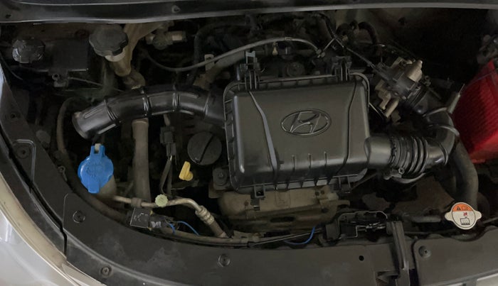 2014 Hyundai i10 SPORTZ 1.1, Petrol, Manual, 42,523 km, Engine View - Right