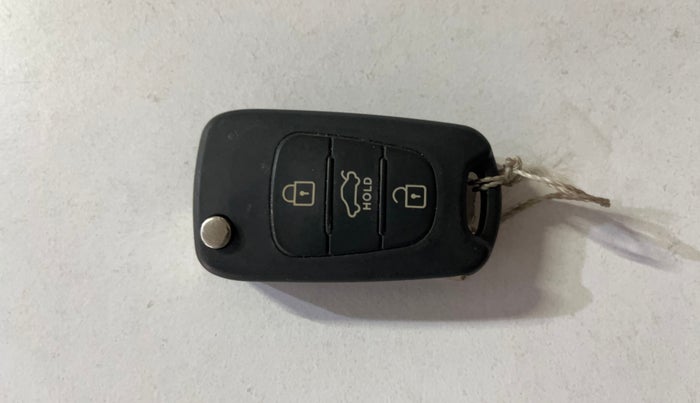 2014 Hyundai i10 SPORTZ 1.1, Petrol, Manual, 42,523 km, Key Close Up