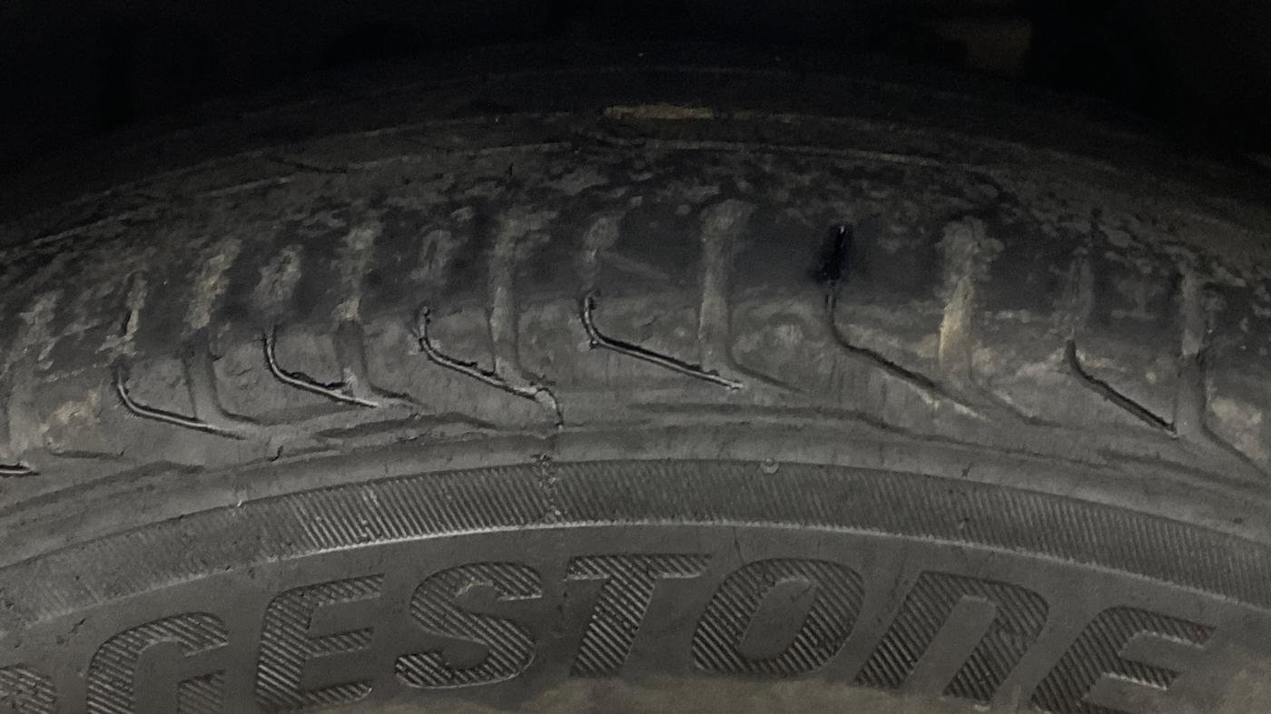 2014 Ford Ecosport TITANIUM 1.0L ECOBOOST, Petrol, Manual, 68,088 km, Left Front Tyre Tread