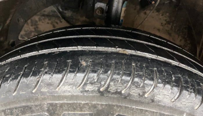 2019 Maruti Baleno SIGMA PETROL 1.2, Petrol, Manual, 30,678 km, Left Front Tyre Tread