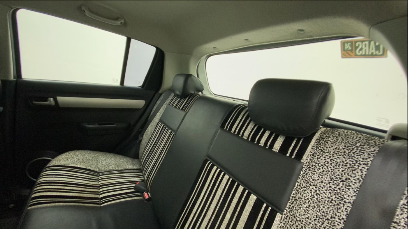 2011 Maruti Swift VXI, Petrol, Manual, 75,485 km, Right Side Rear Door Cabin