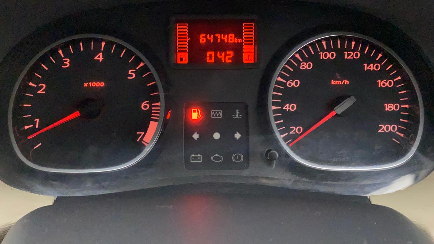 2013 Renault Duster RXL PETROL, Petrol, Manual, 64,747 km, Odometer Image