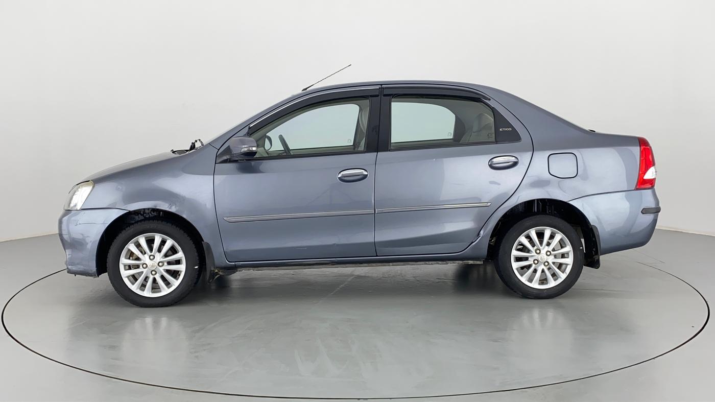 2013 Toyota Etios V SP, Petrol, Manual, 36,336 km, Left Side