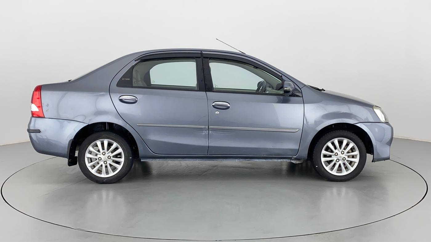 2013 Toyota Etios V SP, Petrol, Manual, 36,336 km, Right Side View
