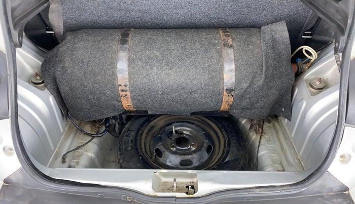 2018 Renault Kwid RXL, CNG, Manual, 49,870 km, Boot Inside