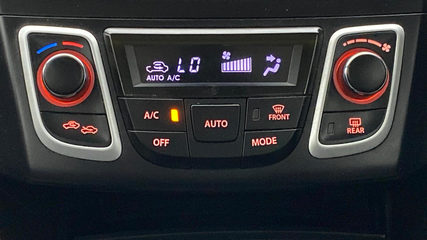 2017 Maruti Ciaz S 1.3 SHVS, Diesel, Manual, 31,634 km, Automatic Climate Control