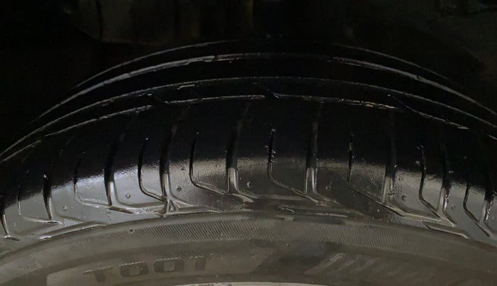 2021 Tata NEXON XZ PETROL, Petrol, Manual, 86,332 km, Right Rear Tyre Tread