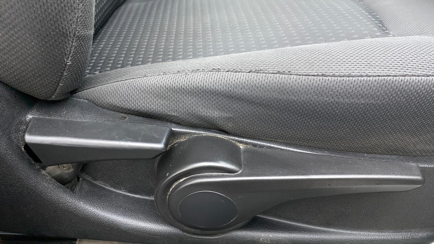 2018 Tata Tiago XZA PETROL, Petrol, Automatic, 58,946 km, Driver Side Adjustment Panel