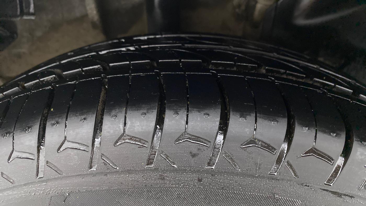 2018 Tata Tiago XZA PETROL, Petrol, Automatic, 58,946 km, Right Rear Tyre Tread