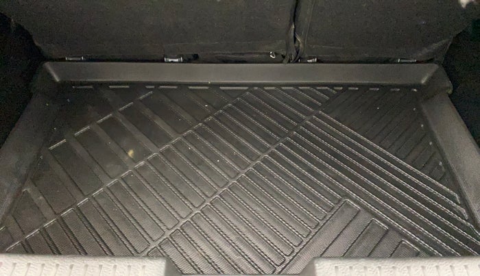 2022 Maruti Baleno ZETA PETROL 1.2, Petrol, Manual, 13,005 km, Boot Inside