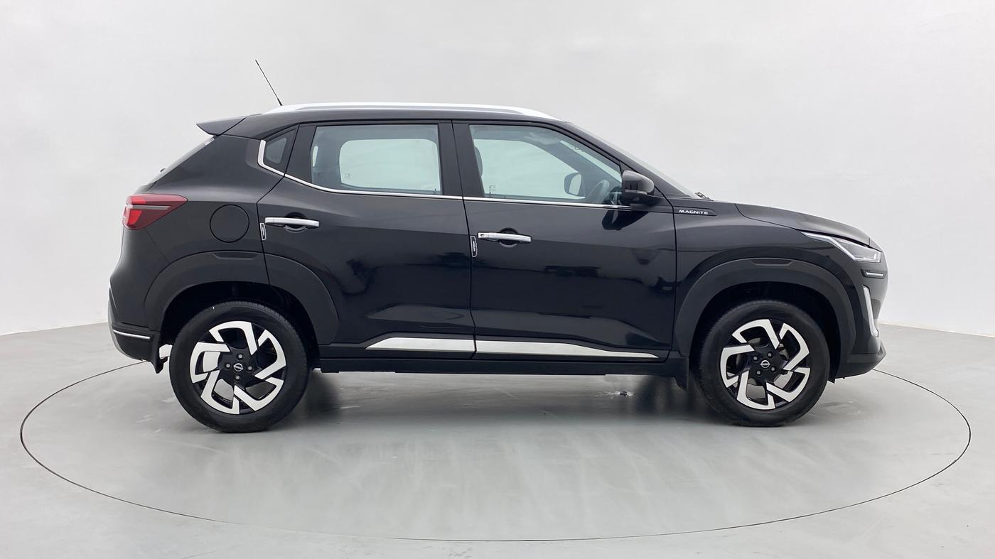 2021 Nissan MAGNITE XV PRM. TURBO . MT PETROL, Petrol, Manual, 9,032 km, Right Side View
